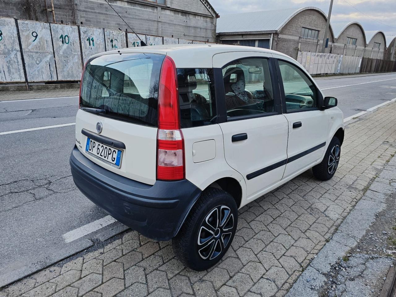 Fiat Panda 1.2 4x4 leggi bene