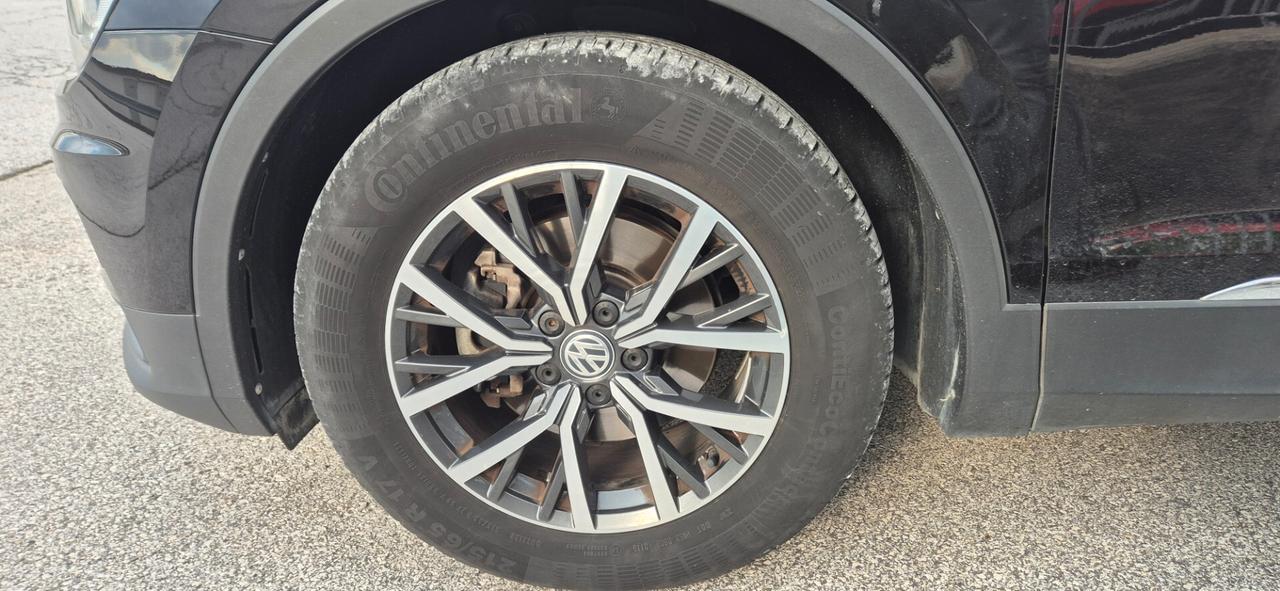 Volkswagen Tiguan 1.6 TDI SCR Business NAVI PLUS