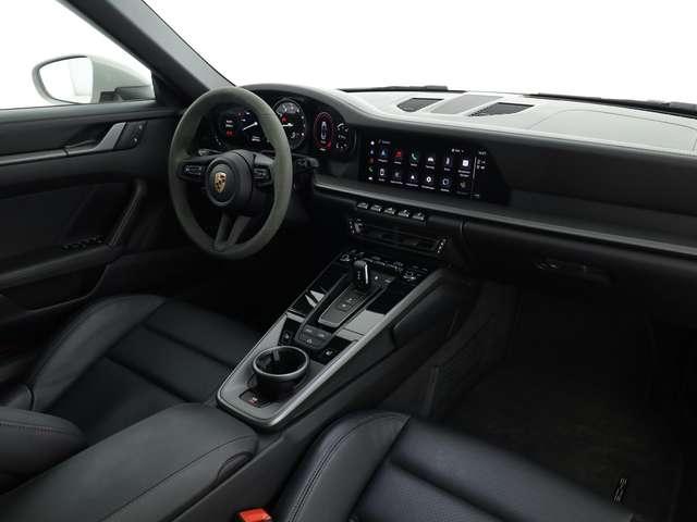 Porsche 992 cabrio 3.0 carrera auto