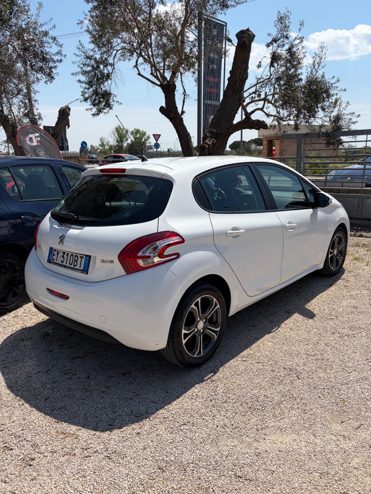 Peugeot 208 PureTech 68 5 porte Active km 130000 ufficiali