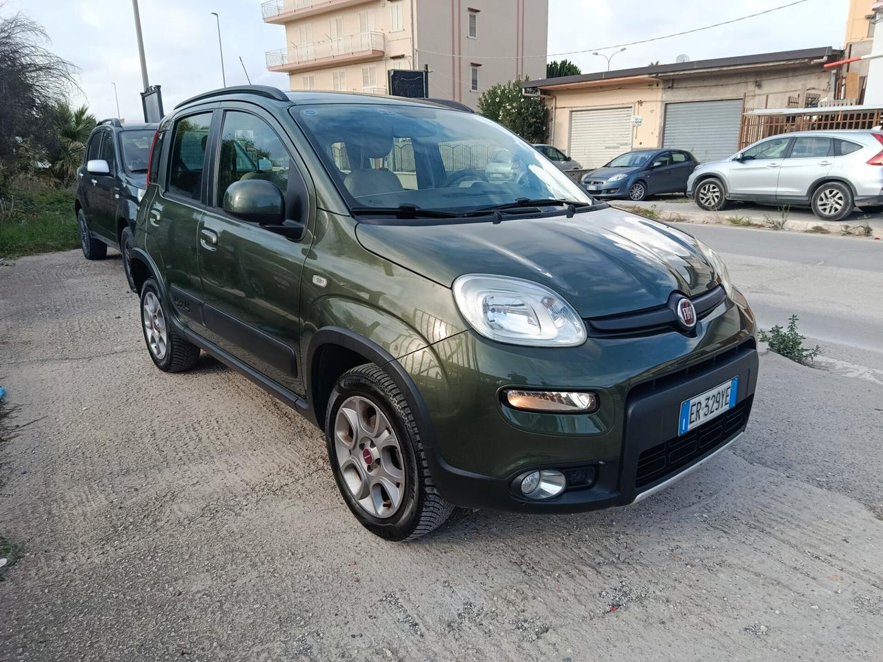 Fiat Panda 1.3 MJT 16V DPF 4x4 Climbing ELD