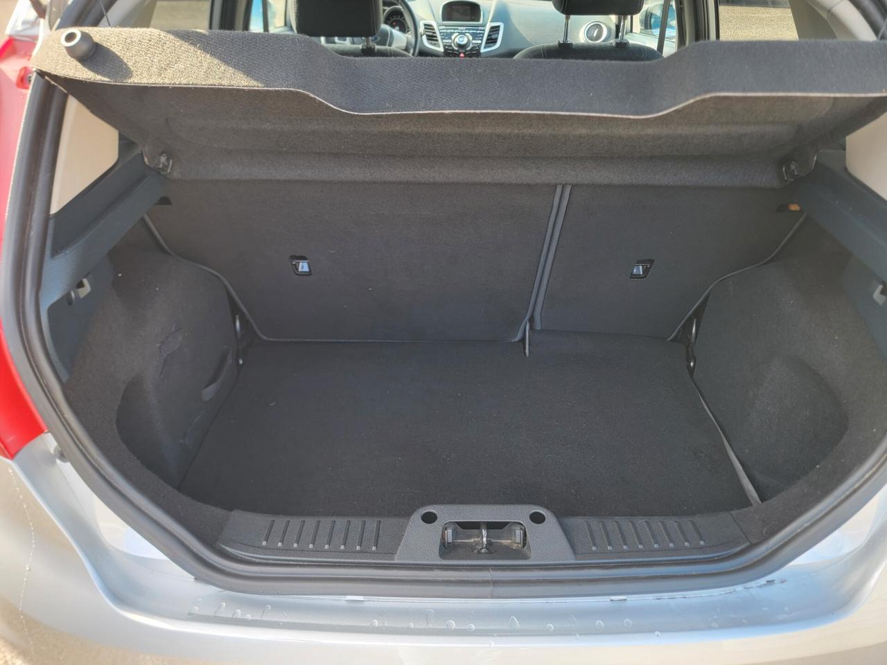 Ford Fiesta 1.4 Bz.- GPL Titanium GARANZIA