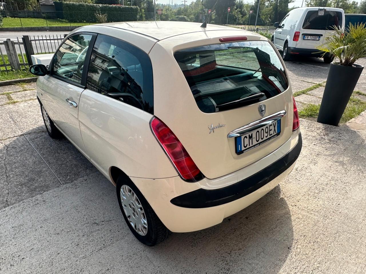 Lancia Ypsilon 1.2 GPL NEOPATENTATI