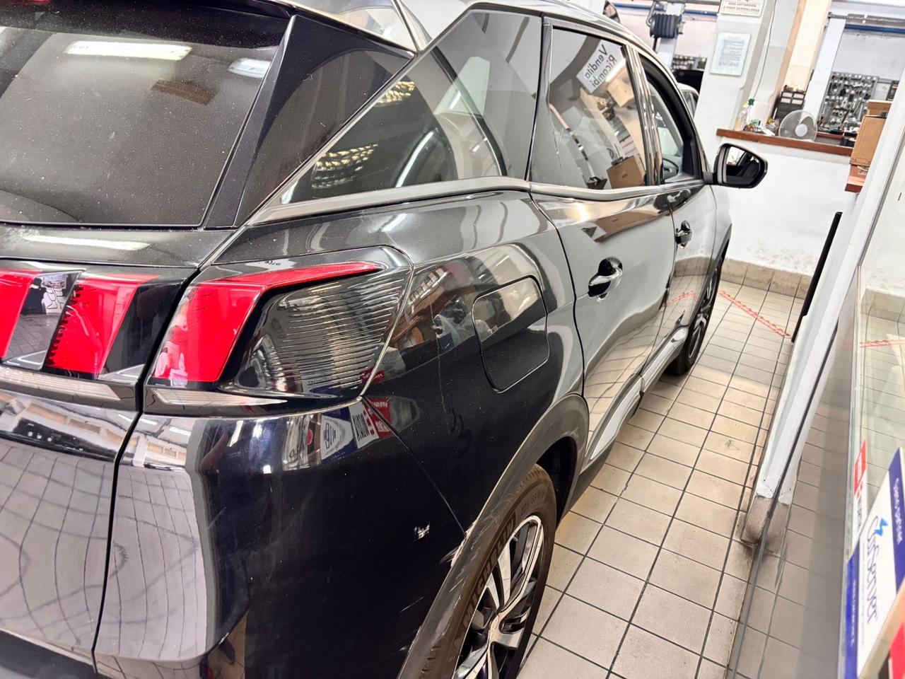 Peugeot 3008 BlueHDi 130 S&S Business