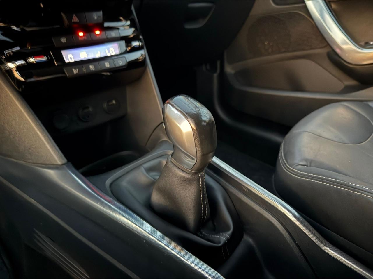 Peugeot 2008 1.2 VTi 82CV Allure NEOPATENTATI