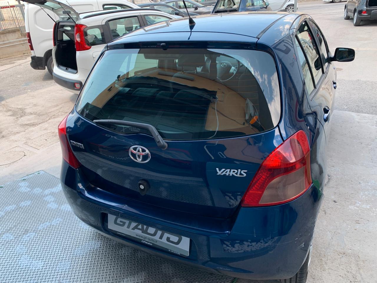 Toyota Yaris 1.4 Diesel 90CV AUTOMATICA