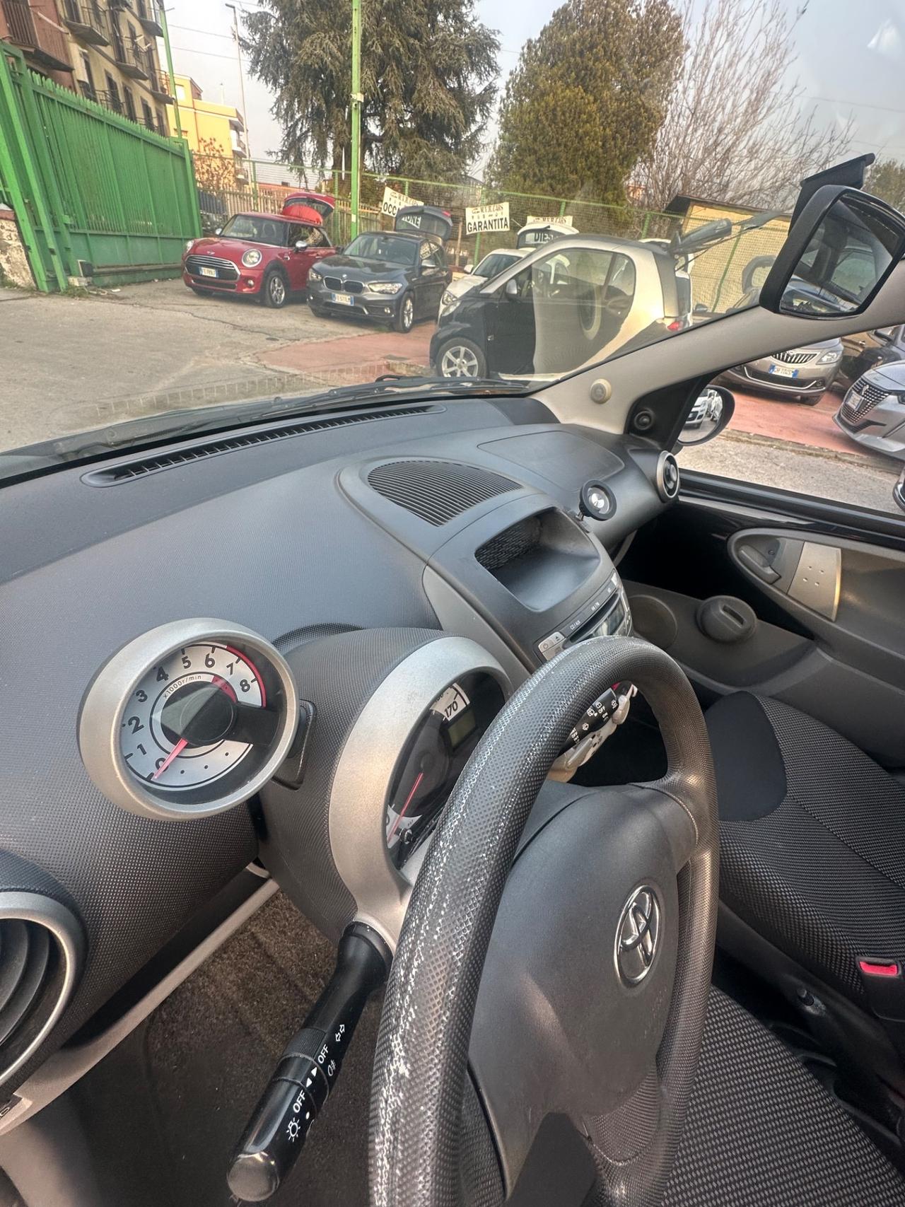 Toyota Aygo 1.0 12V VVT-i 5 porte Lounge MMT