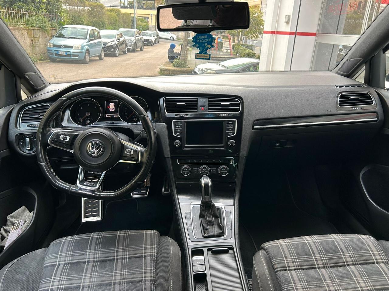 Volkswagen Golf GTD 2.0 TDI DSG 5p.
