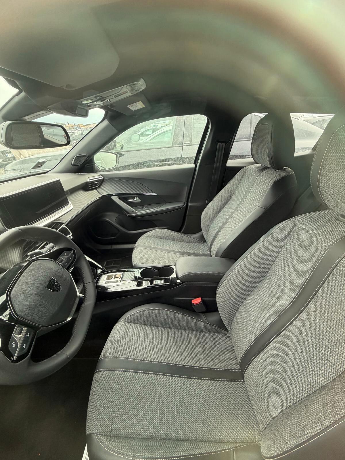 Peugeot 3008 Hybrid 145 e-DCS6 Allure