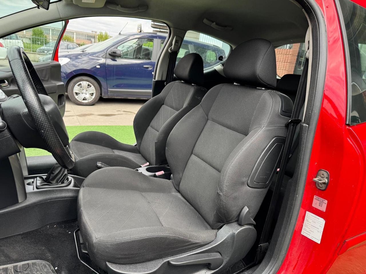 Peugeot 207 1.4 8V 75CV 3p. X Line