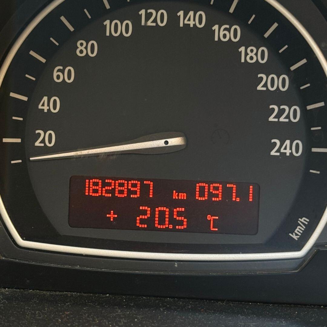 Bmw X3 2.0d cat Futura