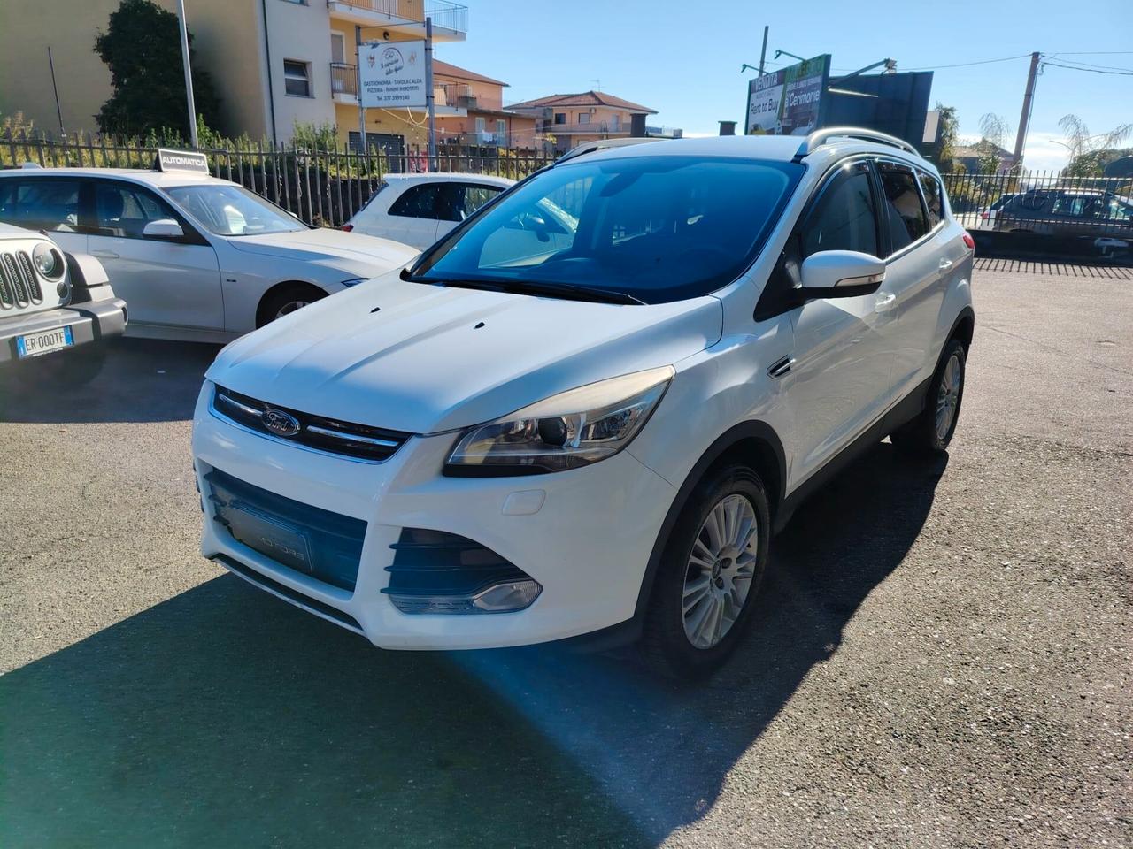 Ford Kuga 2.0 TDCI 140 CV 4WD Titanium
