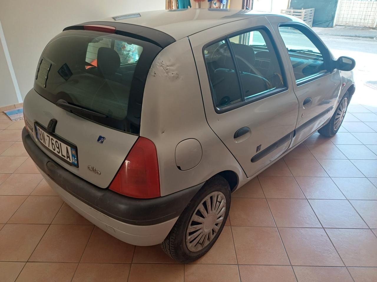 Renault Clio 1.2 16V cat 5 porte Vitaminic
