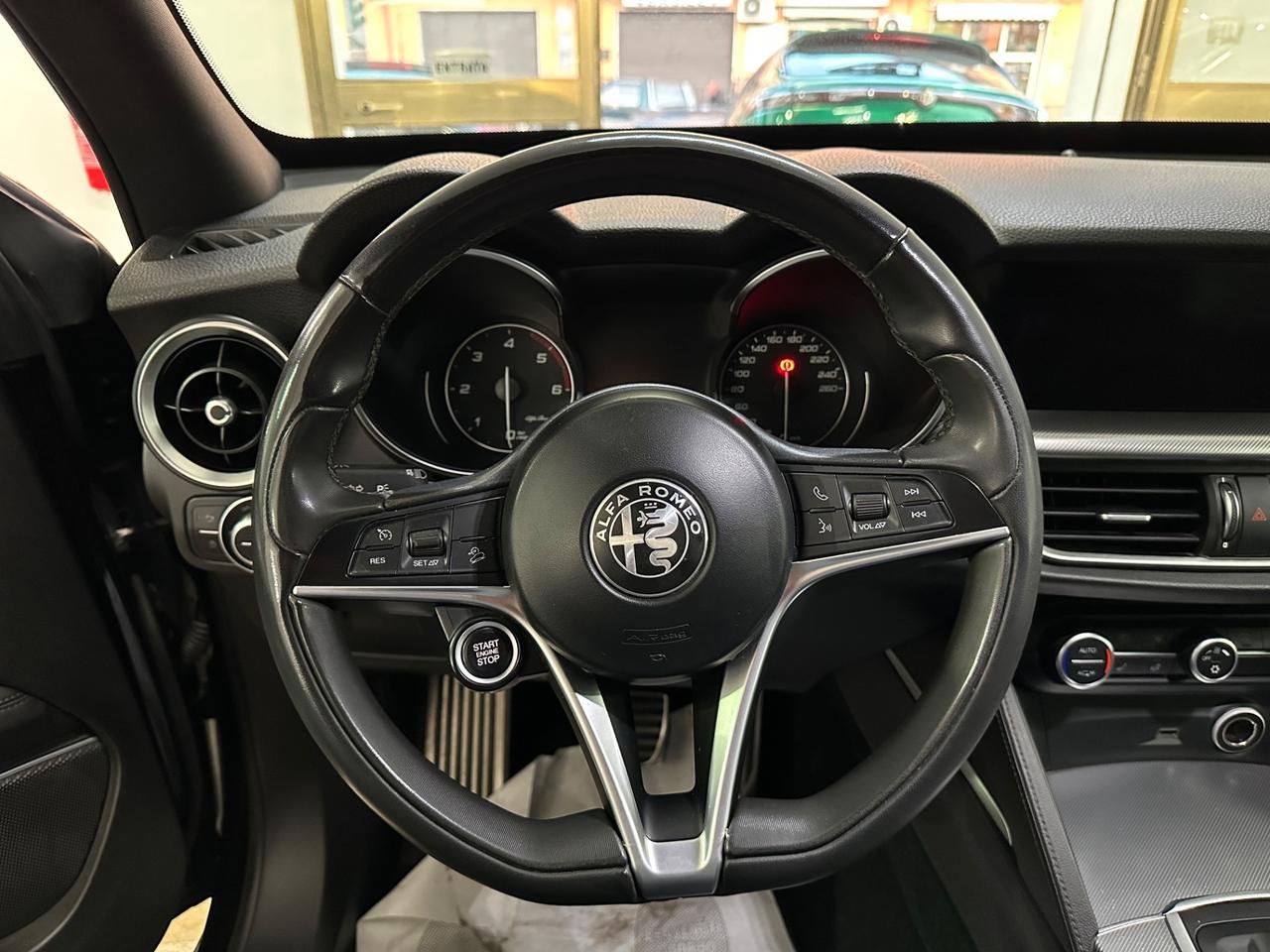 Alfa Romeo Stelvio 2.2 Turbodiesel 210 CV AT8 Q4