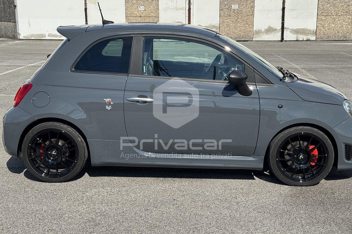 ABARTH 695 1.4 Turbo T-Jet XSR Yamaha Limited Edition