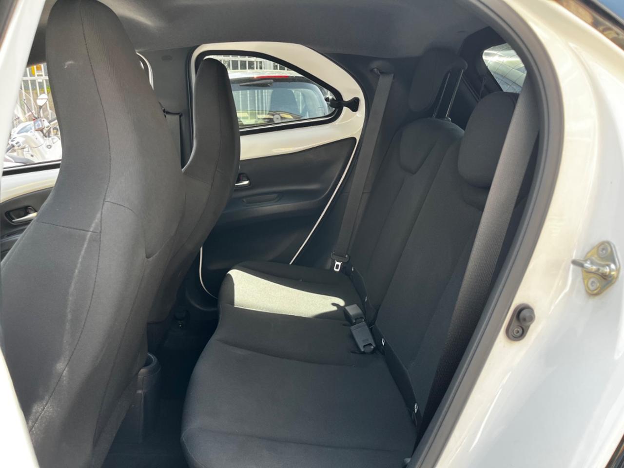 Toyota Aygo X 1.0 VVT-i 72 CV 5 porte Trend Air