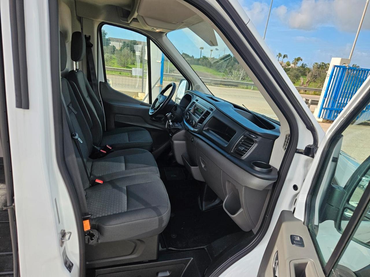 Ford Transit 290 2.0TDCi L2H2