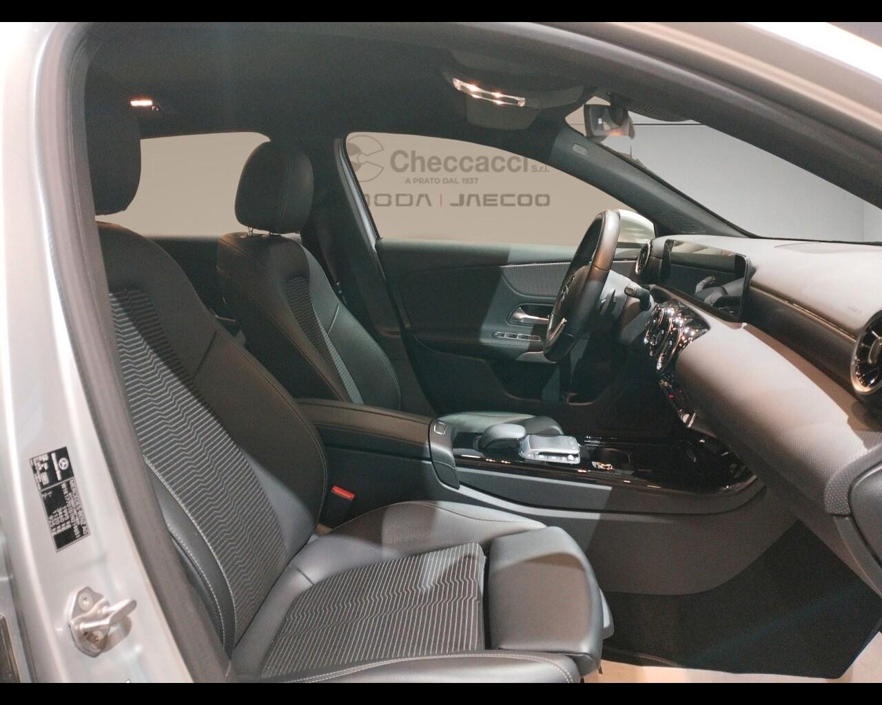 MERCEDES Classe A (W177) A 180 d Automatic ...