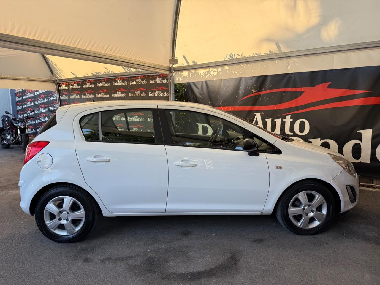 Opel Corsa 1.2 85CV 5 porte GPL-TECH Edition