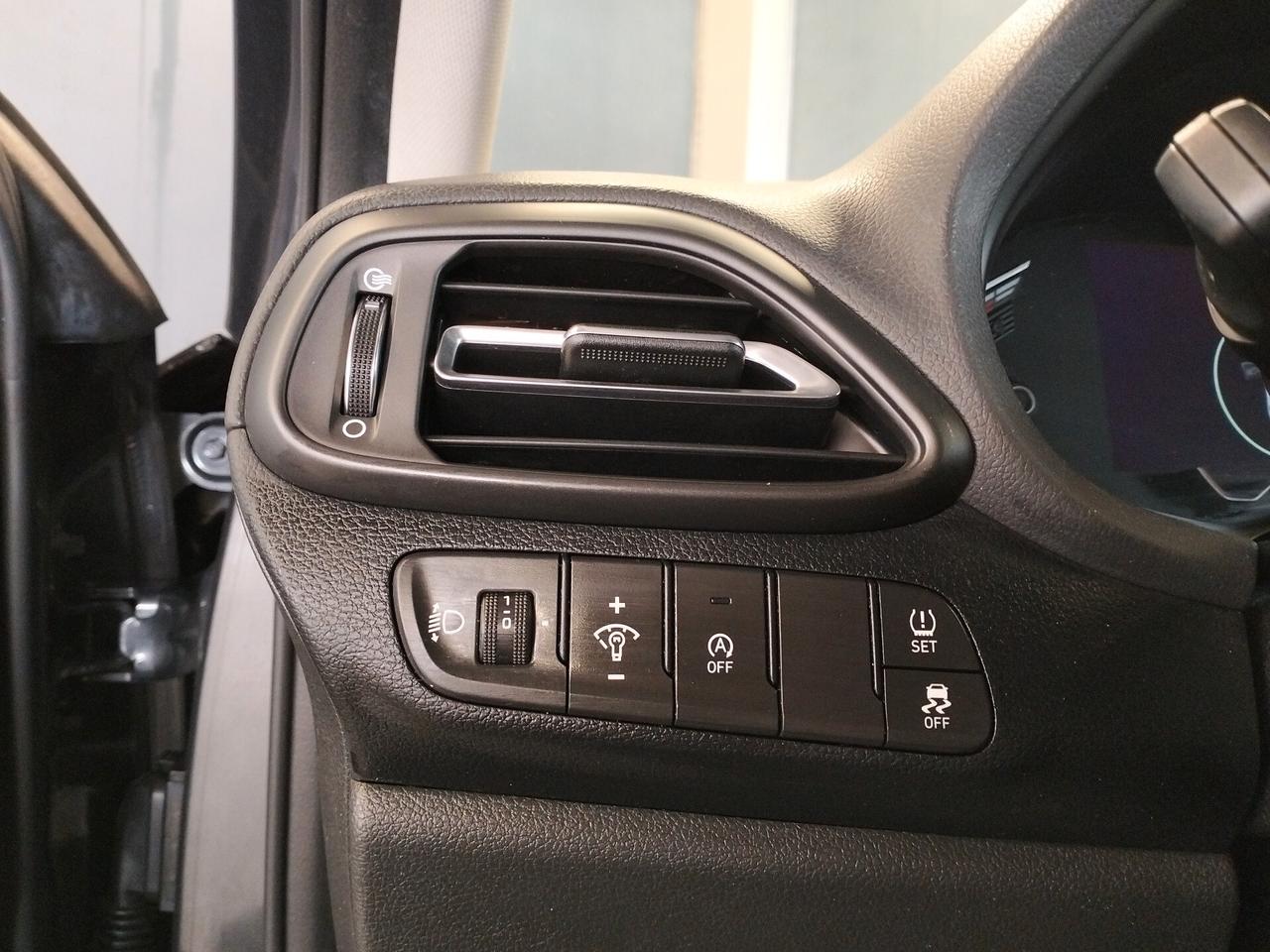 Hyundai i30 1.6 CRDi 136 CV iMT 48V 5p Prime - NEOPATENTATI