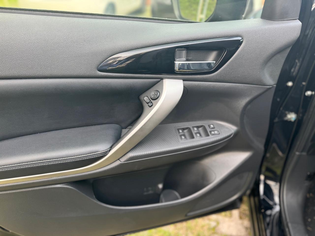 Mitsubishi Eclipse Cross 2.4 MIVEC 4WD PHEV INSTYLE