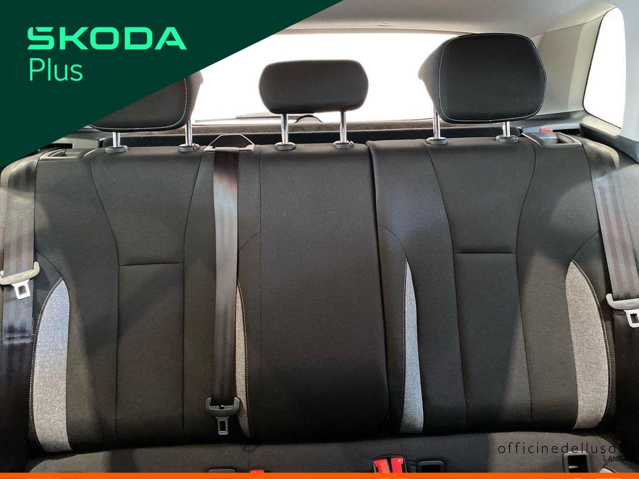 Skoda Kamiq 1.0 tsi 115cv black dots dsg