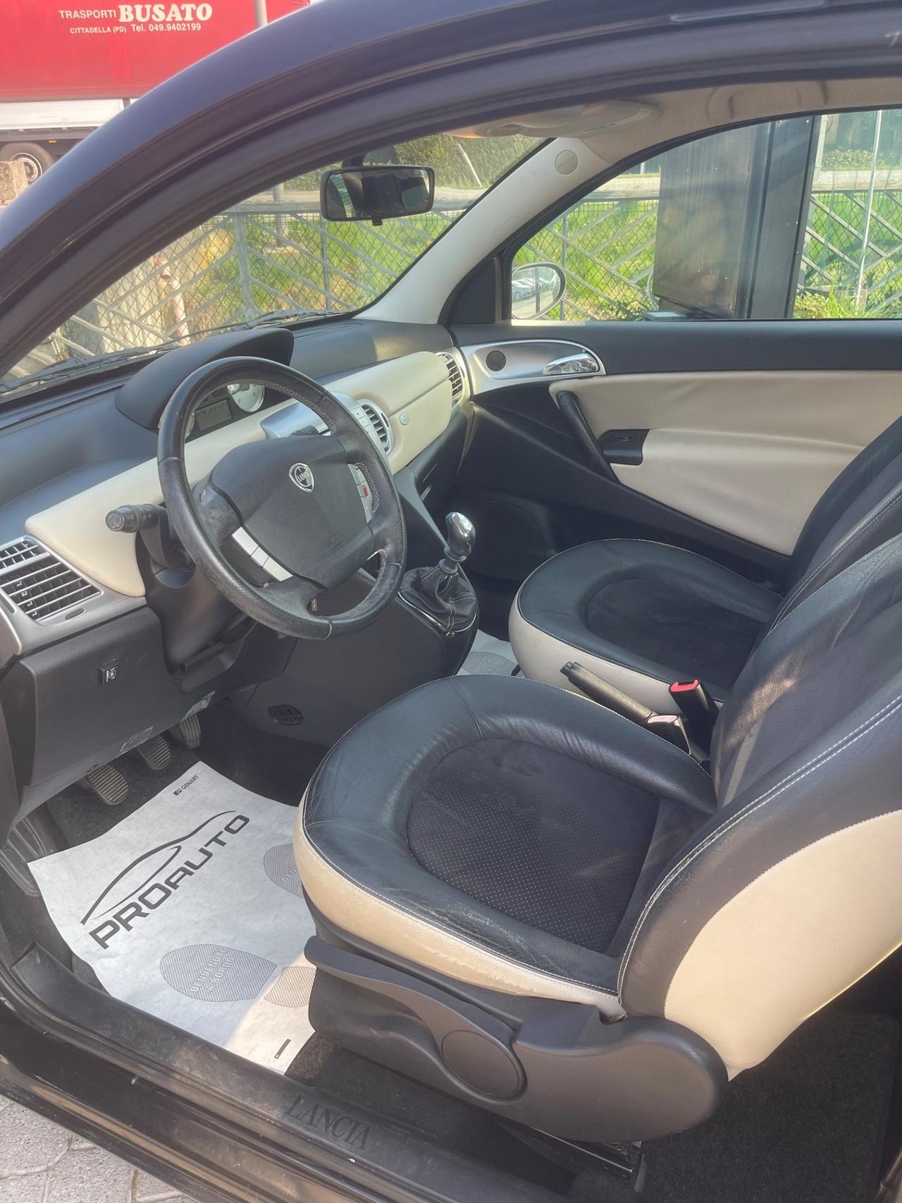 Lancia Ypsilon 1.4 Platino Ecochic GPL