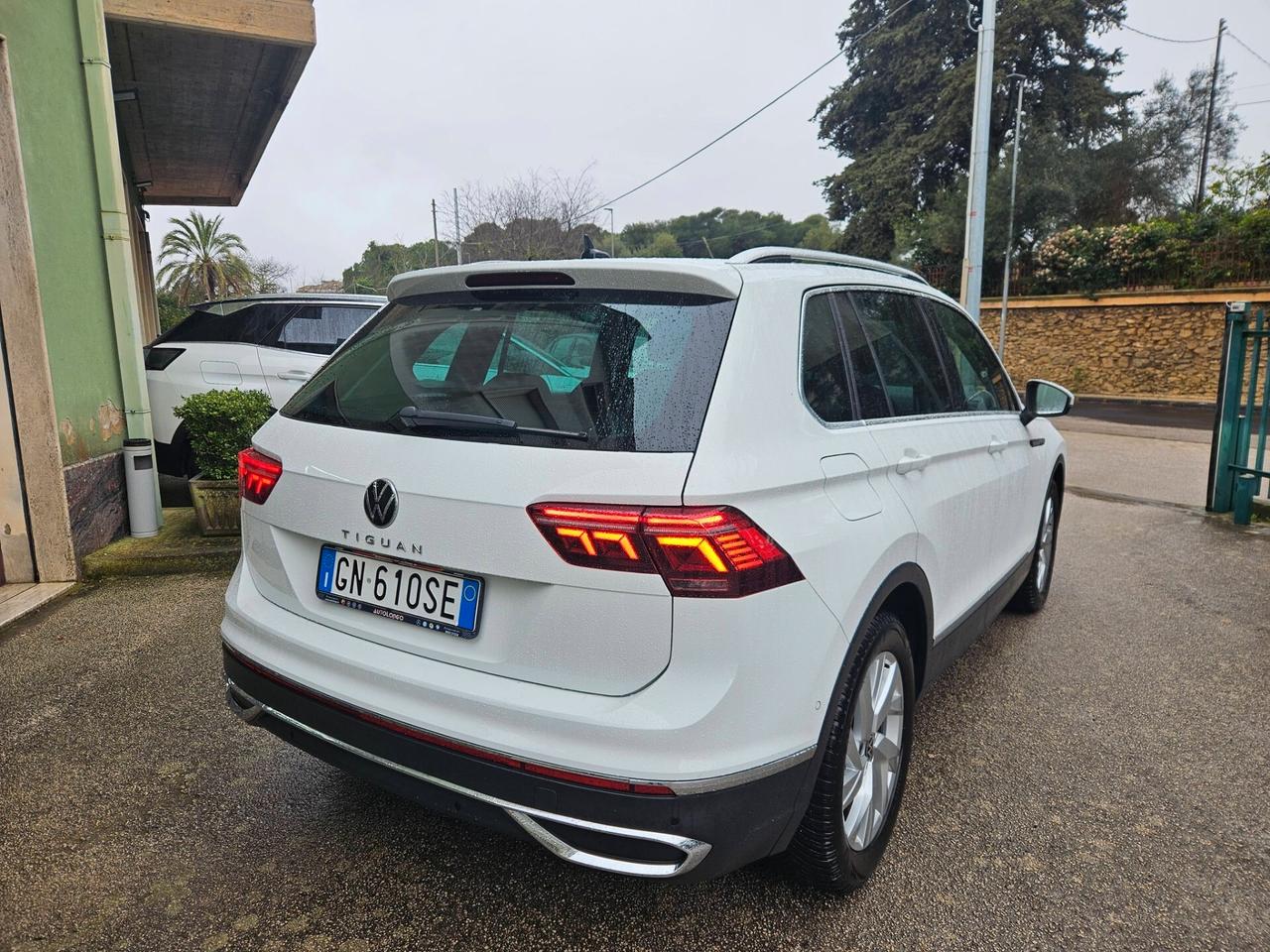 Volkswagen Tiguan 2.0 TDI 150 CV SCR DSG Elegance