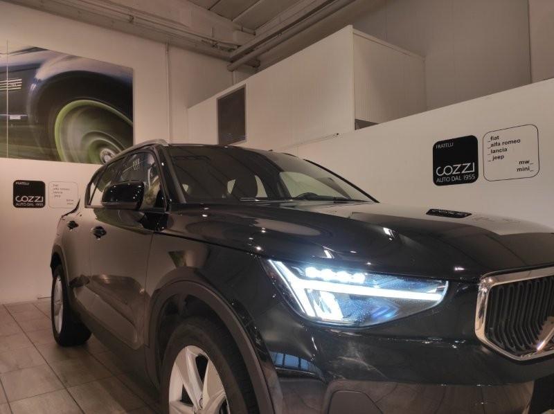 VOLVO XC40 (2017-->) - XC40 T2 Core