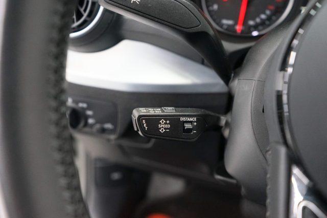 AUDI Q2 35 TDI S tronic Business Sport Uniprop.