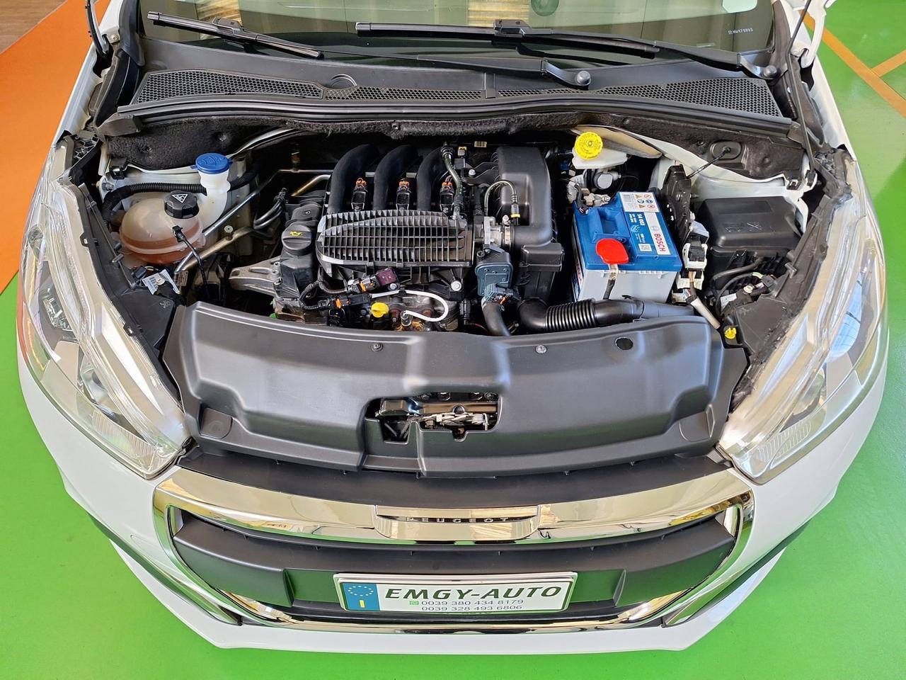 Peugeot 208 PureTech 82 5 porte Allure