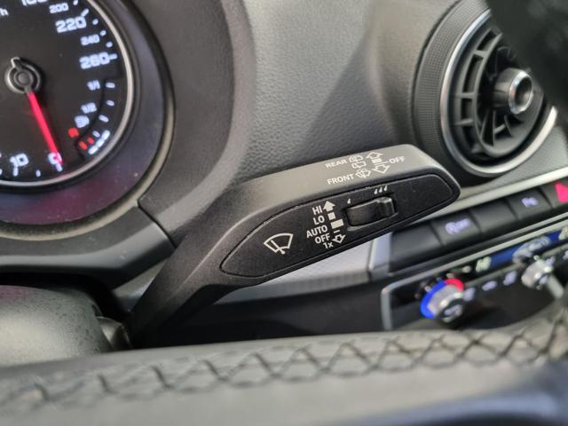 AUDI Q2 35 TFSI S tronic Admired