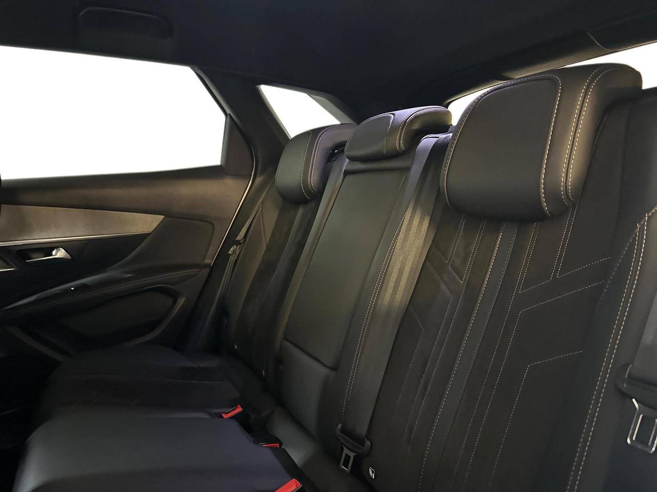 Peugeot 3008 1.5 bluehdi GT Pack 130cv