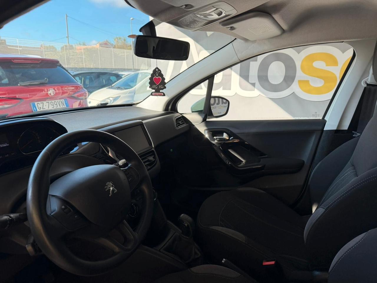 Peugeot 208 1.2 VTi 82 CV 5 porte Allure