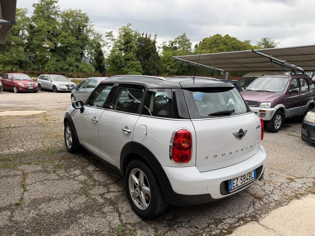 Mini Cooper D Countryman 1.6 Business 2013 Km 121000