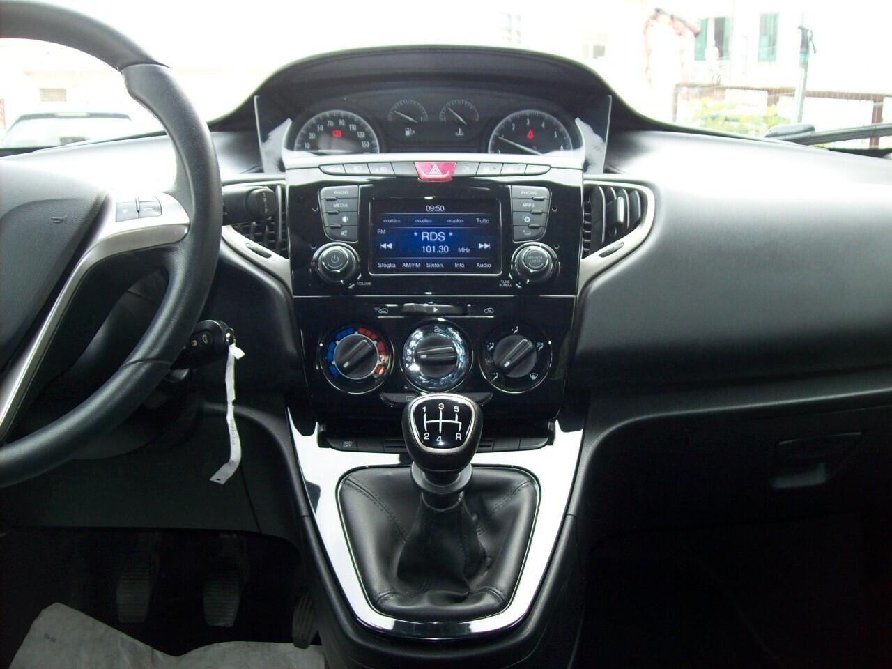 Lancia Ypsilon 1.2 70CV GPL Ecochic Gold