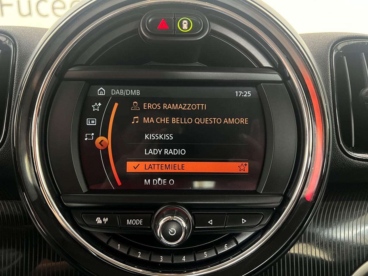 MINI Mini Countryman F60 2017 Mini Countryman 1.5 One D auto 7m