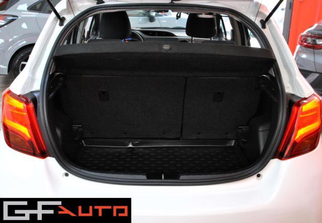 Toyota Yaris Yaris III 2015 5p 1.5h Active
