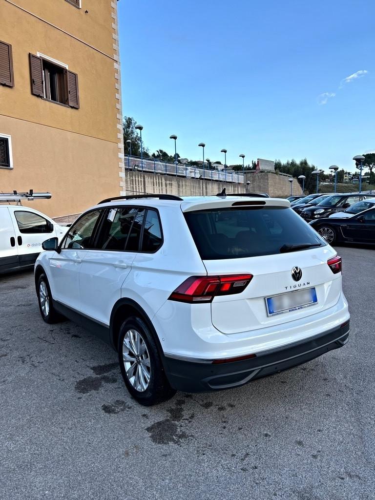 Volkswagen Tiguan 2.0 TDI 150 CV DSG 2021