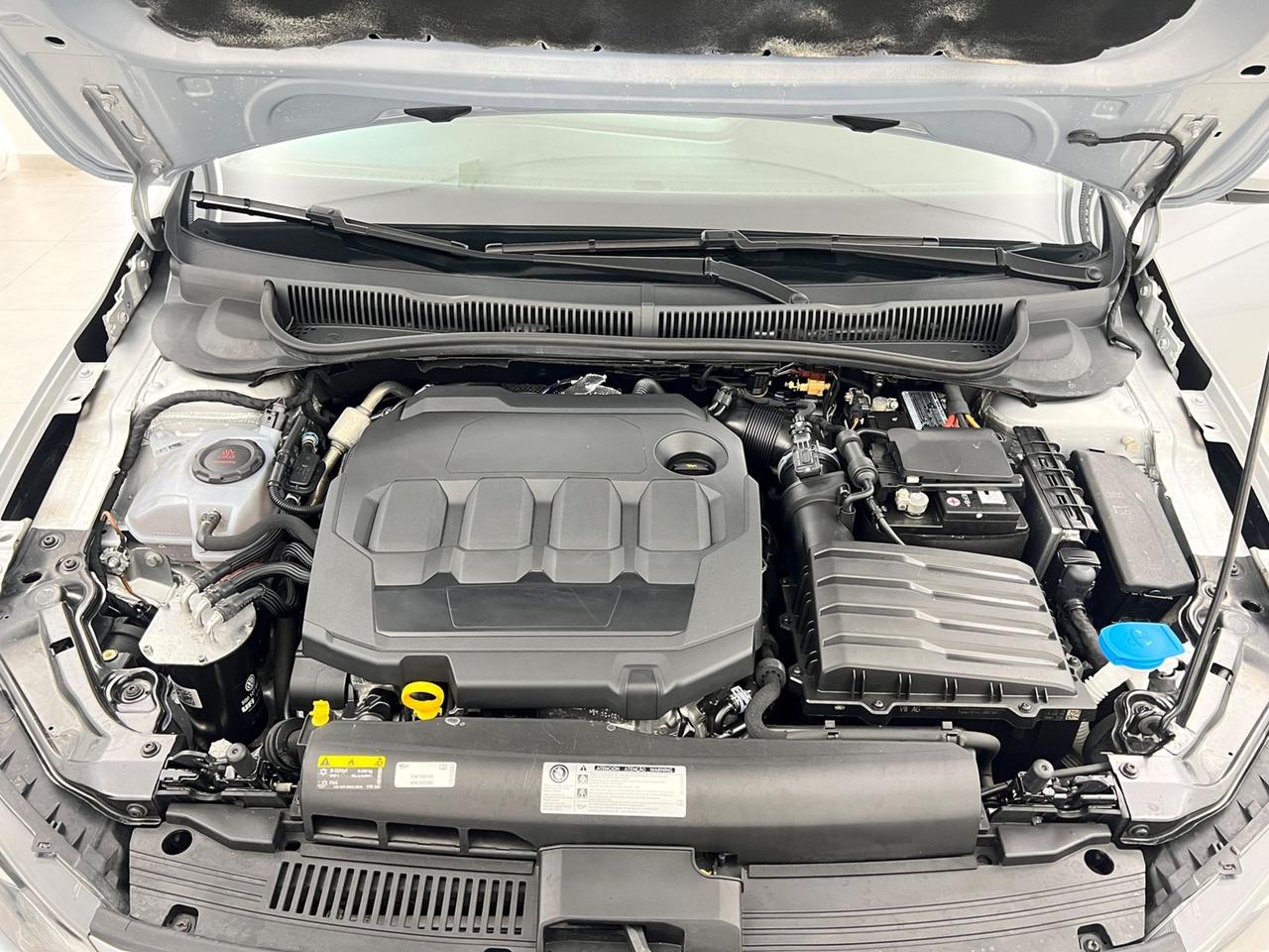 VOLKSWAGEN Polo VI 2017 Polo 5p 1.6 tdi Comfortline 80cv