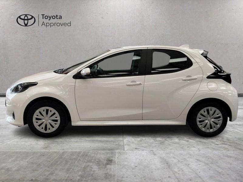 Toyota Yaris Hybrid Active MY22