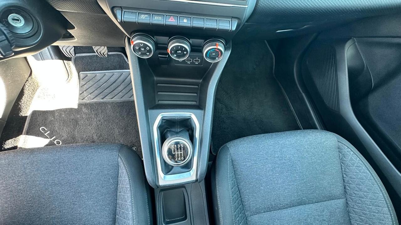 Renault Clio Blue dCi 85 CV 5 porte Business KM CERTIFICATI-UNICO PROPRIETARIO