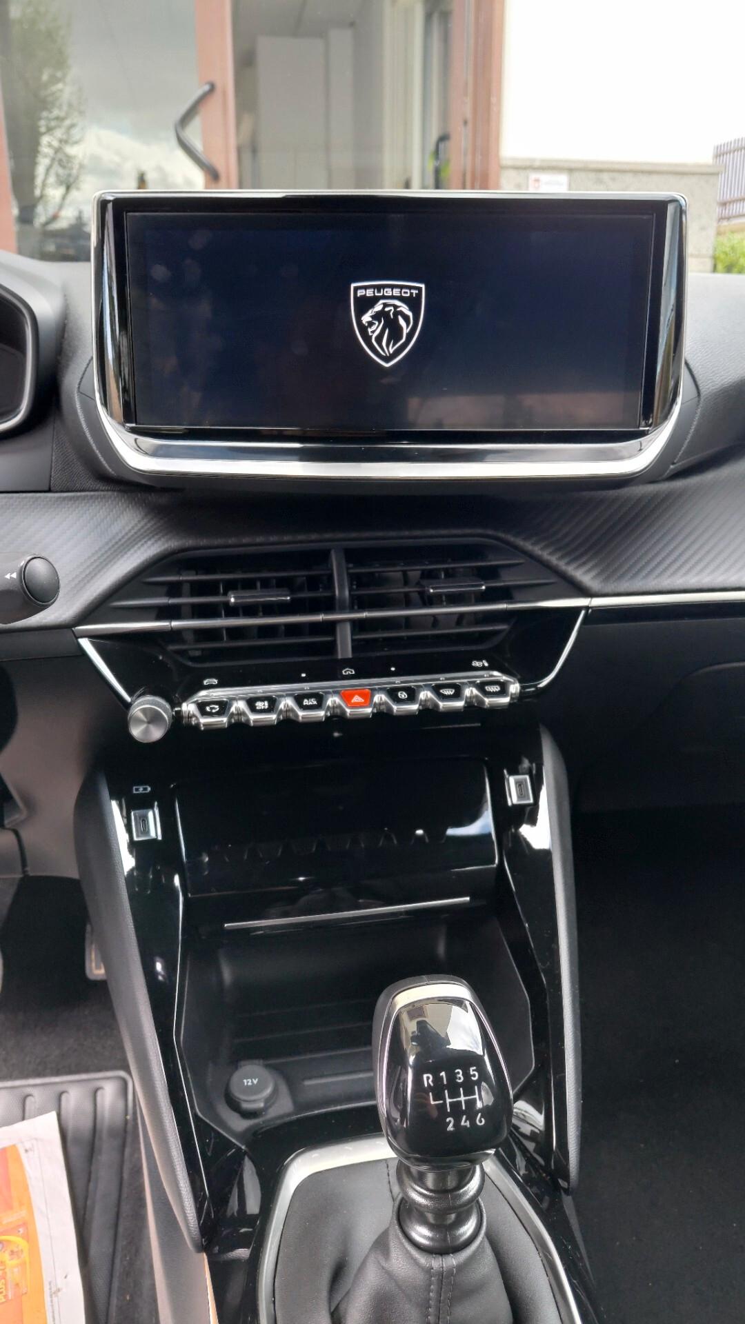 Peugeot 2008 PureTech 100 S&S Allure