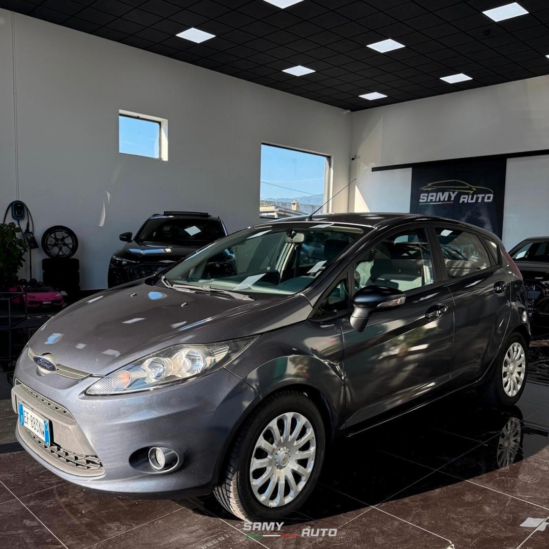 Ford Fiesta 1.4 TDCi 70CV 5 porte Titanium