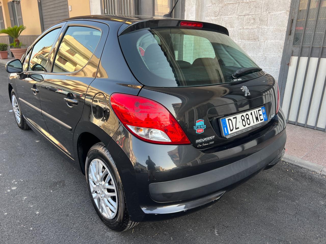 Peugeot 207 1.4 Benzina/Gpl Anno 2011