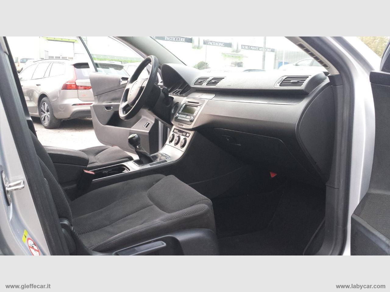 VOLKSWAGEN Passat 2.0 16V TDI Var. Comfortline