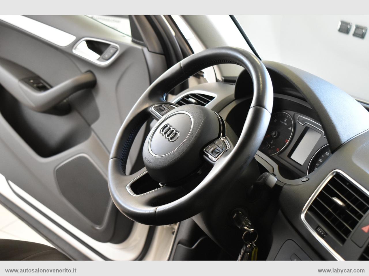 AUDI Q3 2.0 TDI 120CV Business