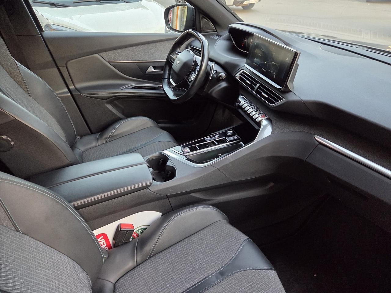 PEUGEOT 3008 BlueHDI 130 EAT8 S&S Allure Pack 2023