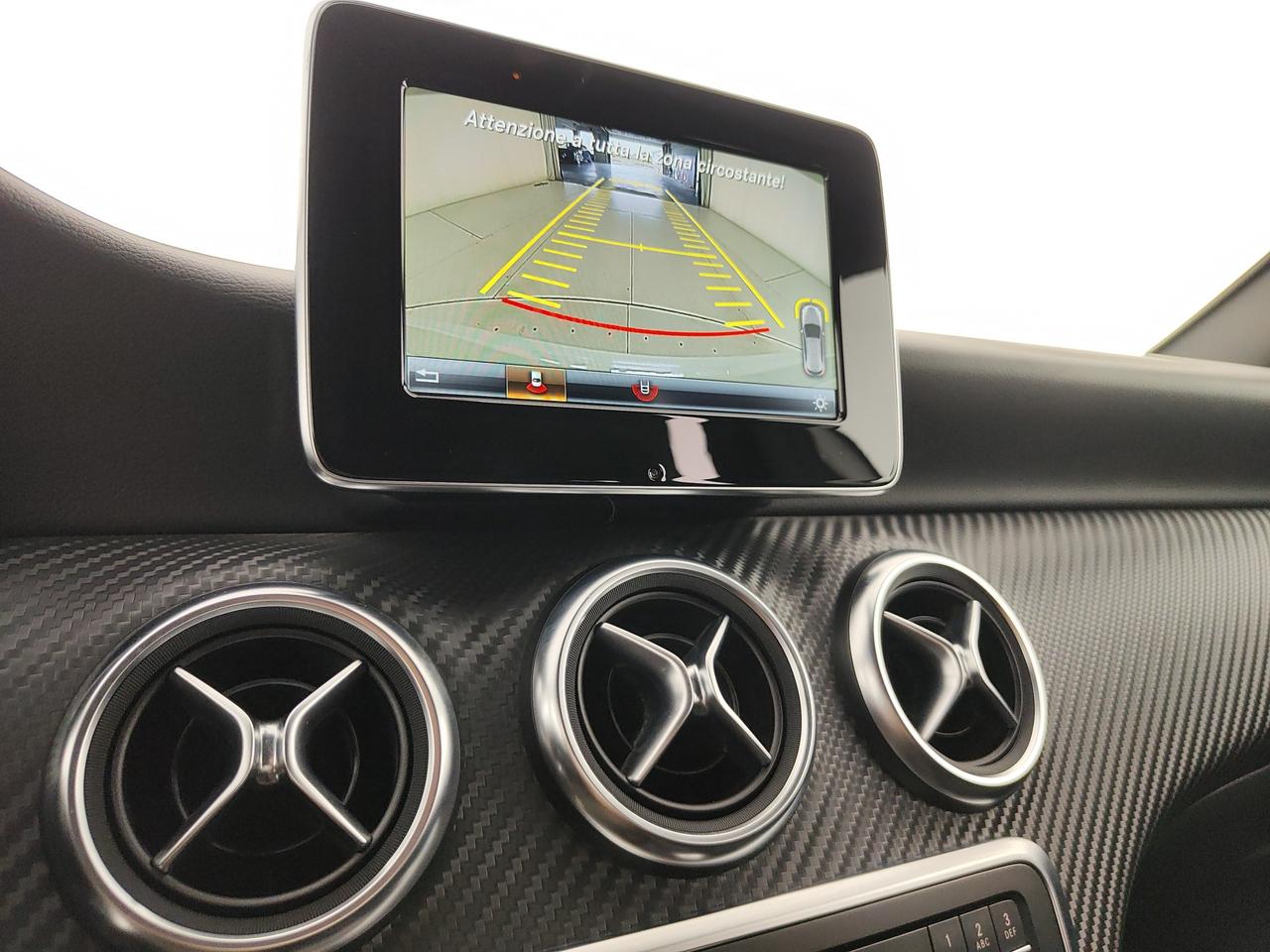 Mercedes-Benz A 180 Premium my16