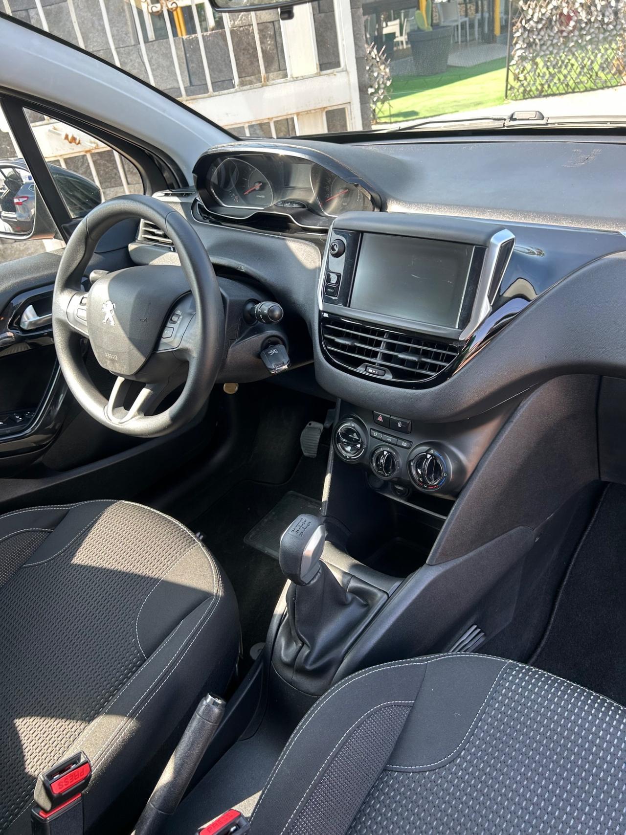 Peugeot 208 1.4 HDi 68 CV 5 porte Active